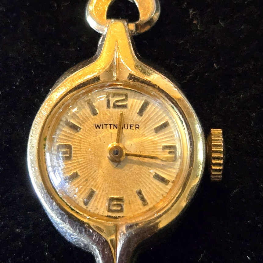 Wittnauer Gold Womens Watch Pendant